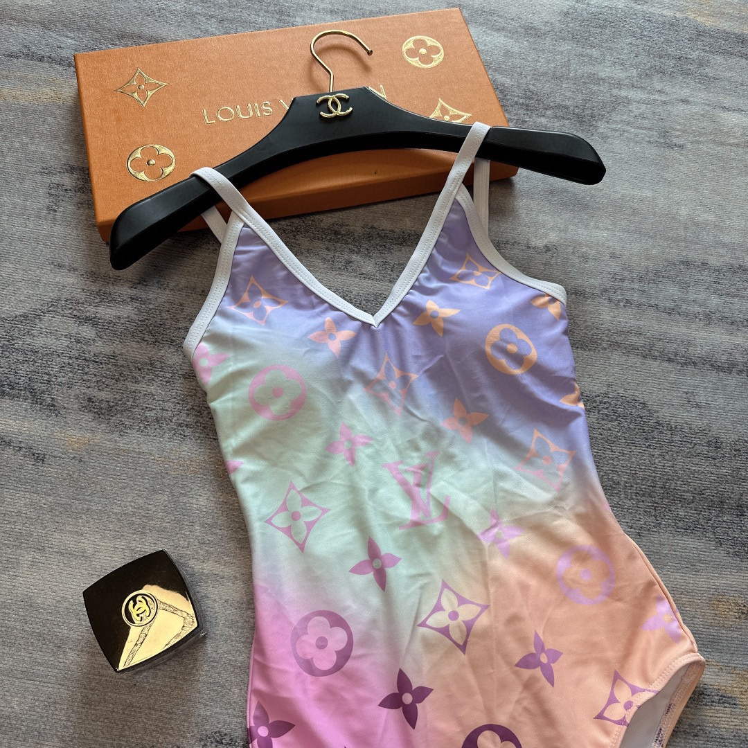 LV 1A9X2P Louis Vuitton Women's Fashion One-Piece Swimsuit L65394