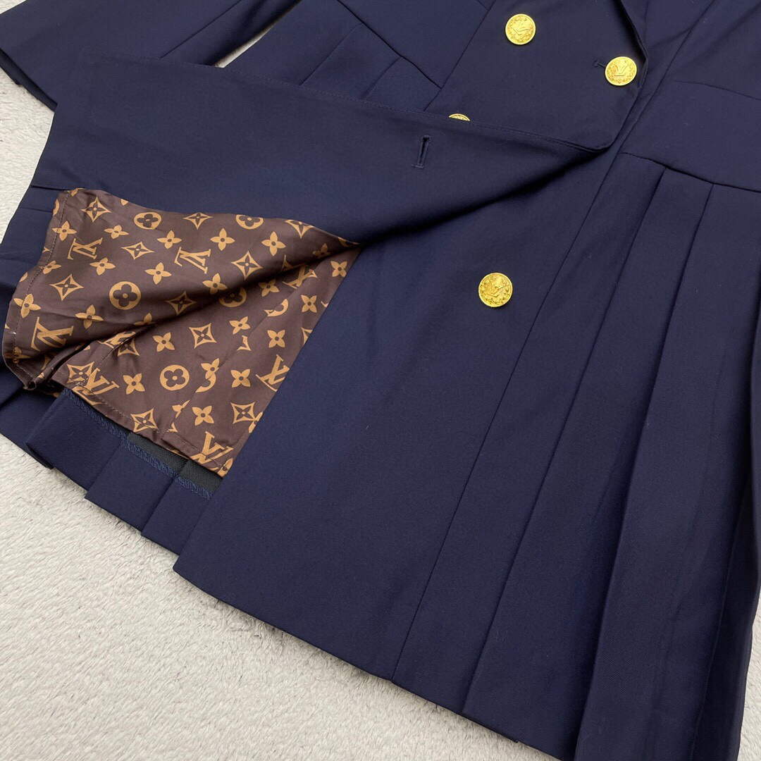 LV 1AA8SM Louis Vuitton Women's Fashion Clothing Pleated Suit Dress L55722