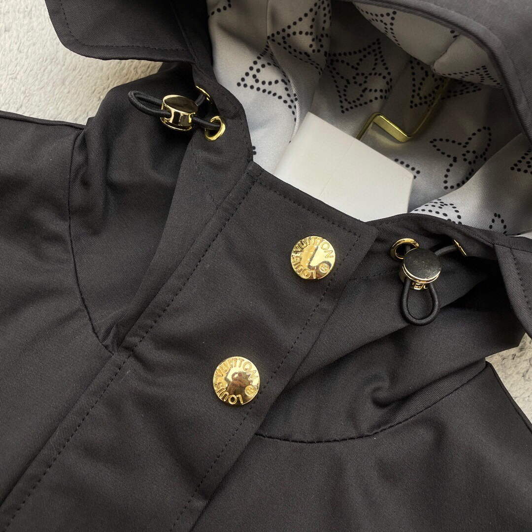 LV 1AAAWD Louis Vuitton Women's Fashion Clothing Coat L55726