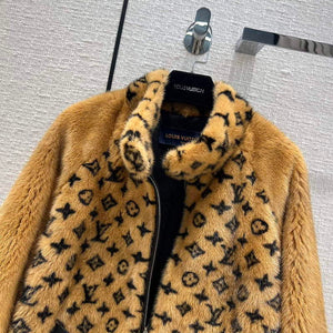 LV 1AAAWD Louis Vuitton Women's Fashion Clothing Coat L55729 - S - View 3