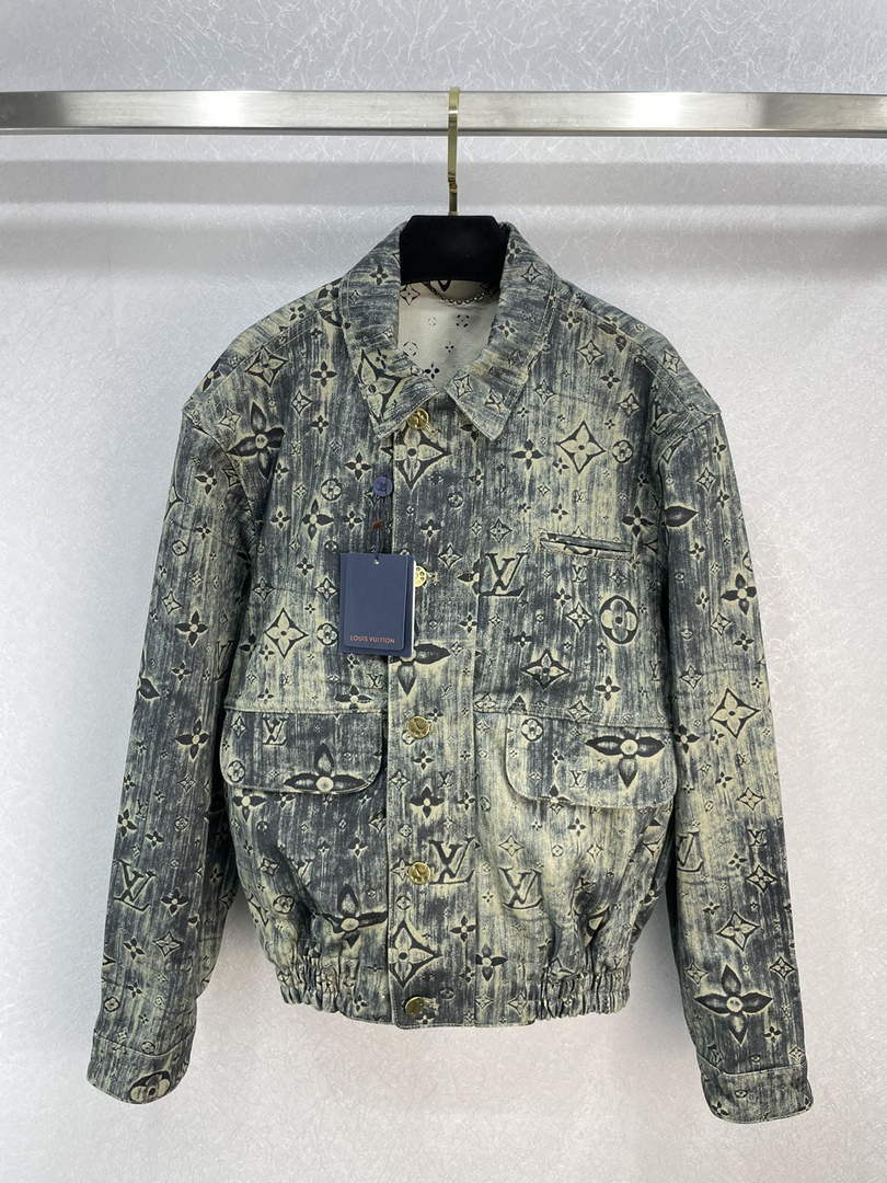 LV 1AAAWD Louis Vuitton Women's Fashion Clothing Jacket L55730