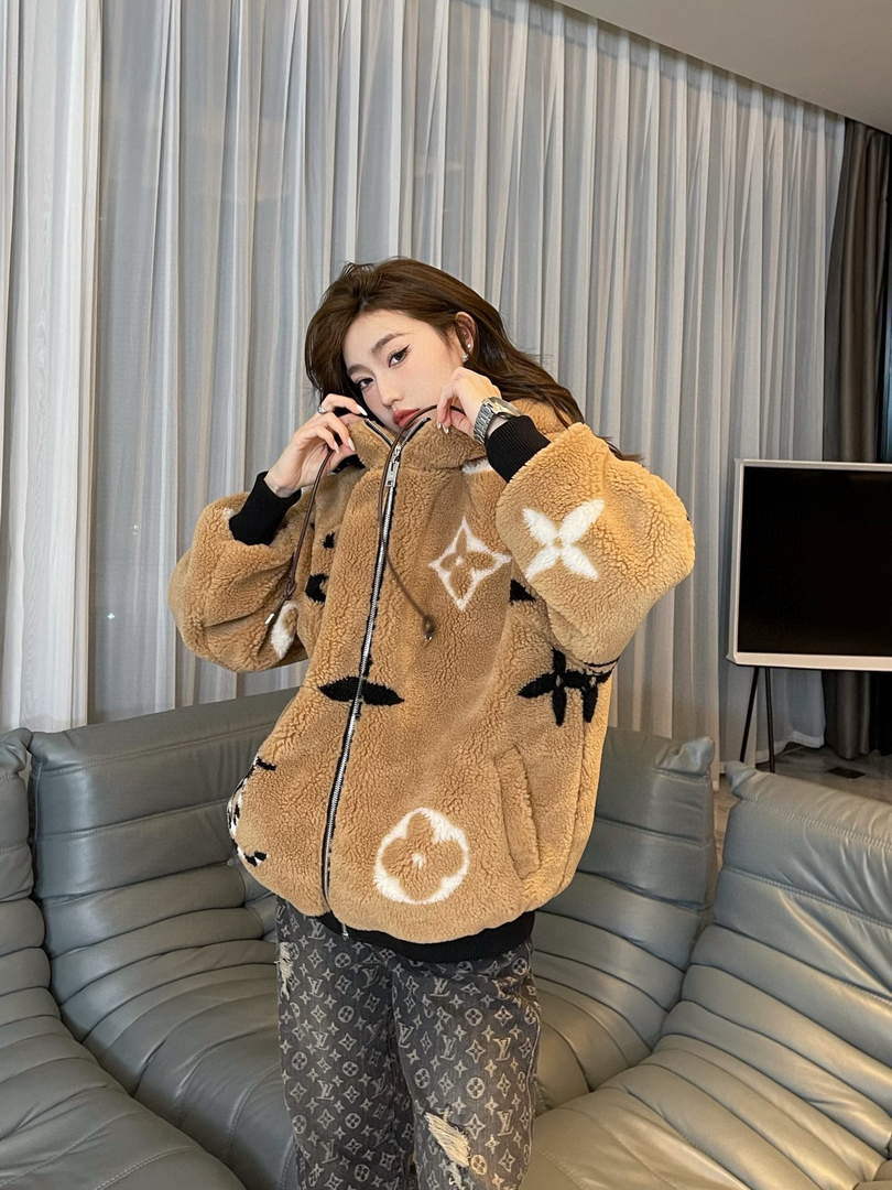LV 1AAAWE Louis Vuitton Women's Fashion Clothing Jacket L55732