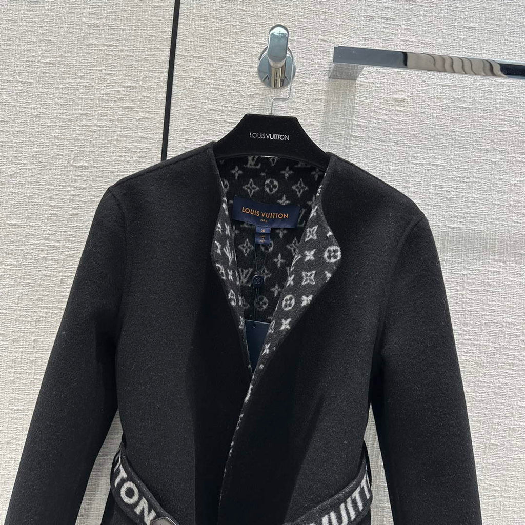 LV 1AA8SY Louis Vuitton Women's Fashion Clothing Wrap Coat L55723