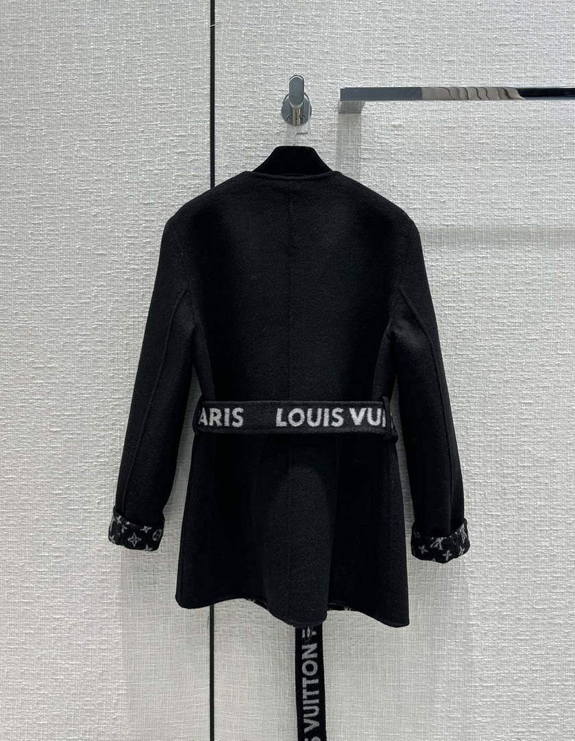 LV 1AA8SY Louis Vuitton Women's Fashion Clothing Wrap Coat L55723