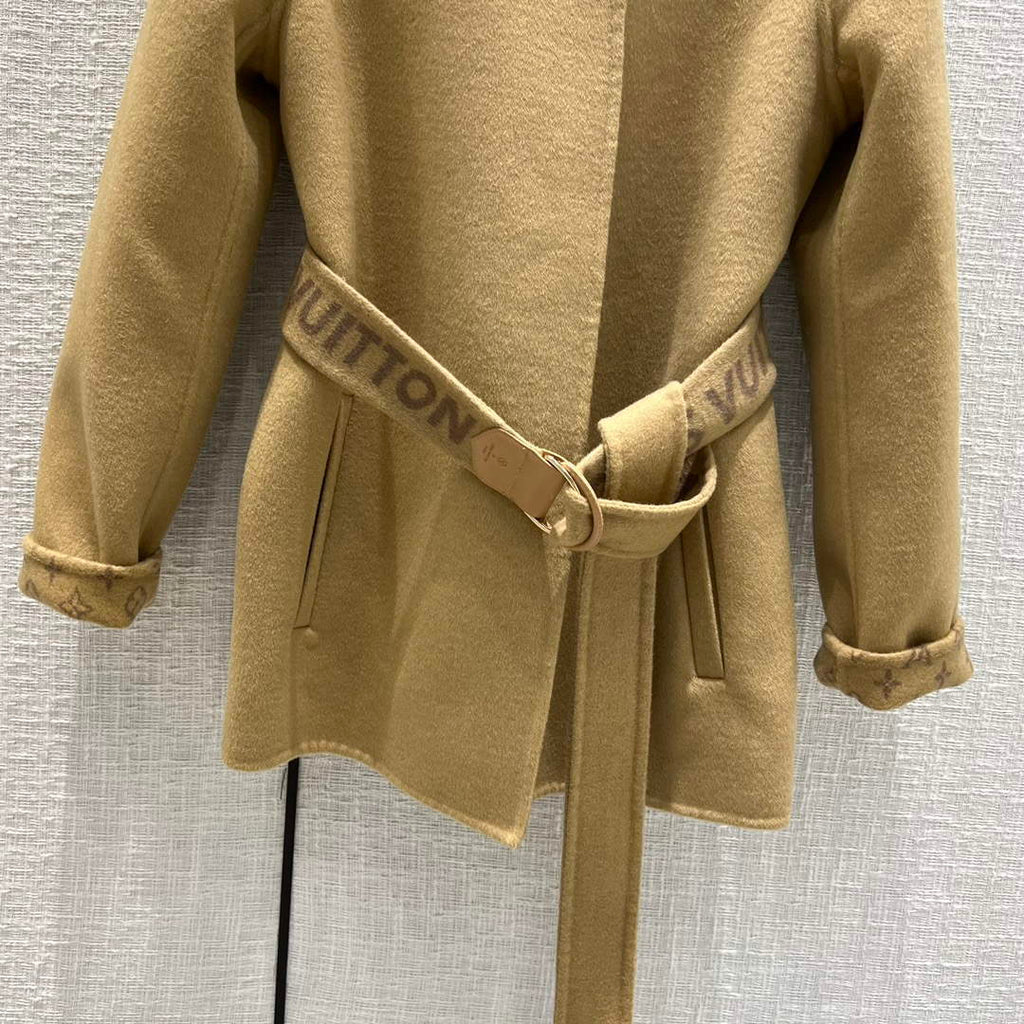LV 1AA8SY Louis Vuitton Women's Fashion Clothing Wrap Coat L55724