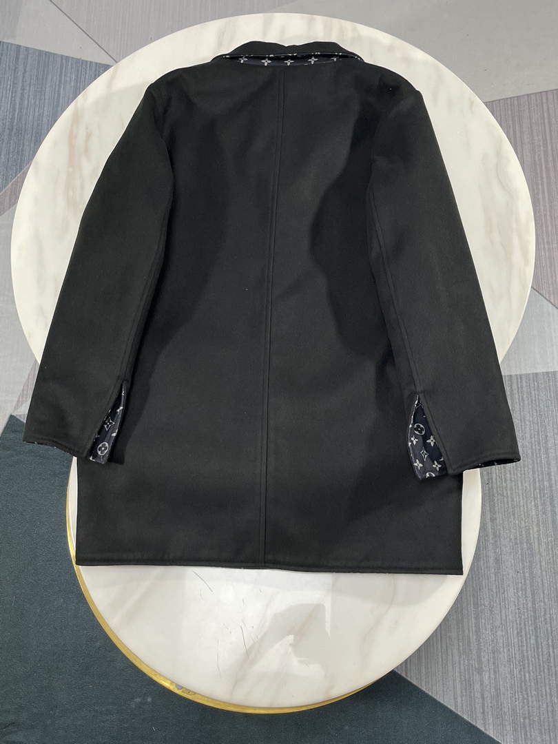 LV 1AAAWE Louis Vuitton Women's Fashion Clothing Coat L55734