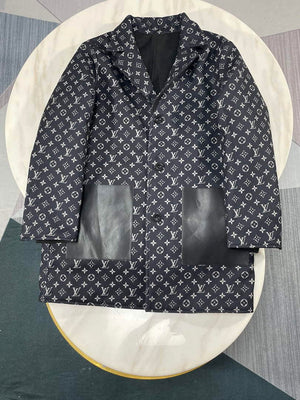 LV 1AAAWE Louis Vuitton Women's Fashion Clothing Coat L55734 - S - View 2
