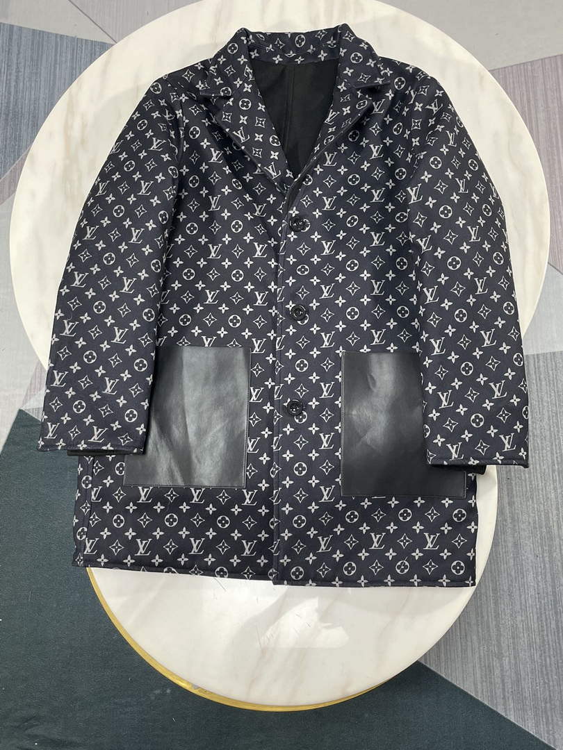 LV 1AAAWE Louis Vuitton Women's Fashion Clothing Coat L55734