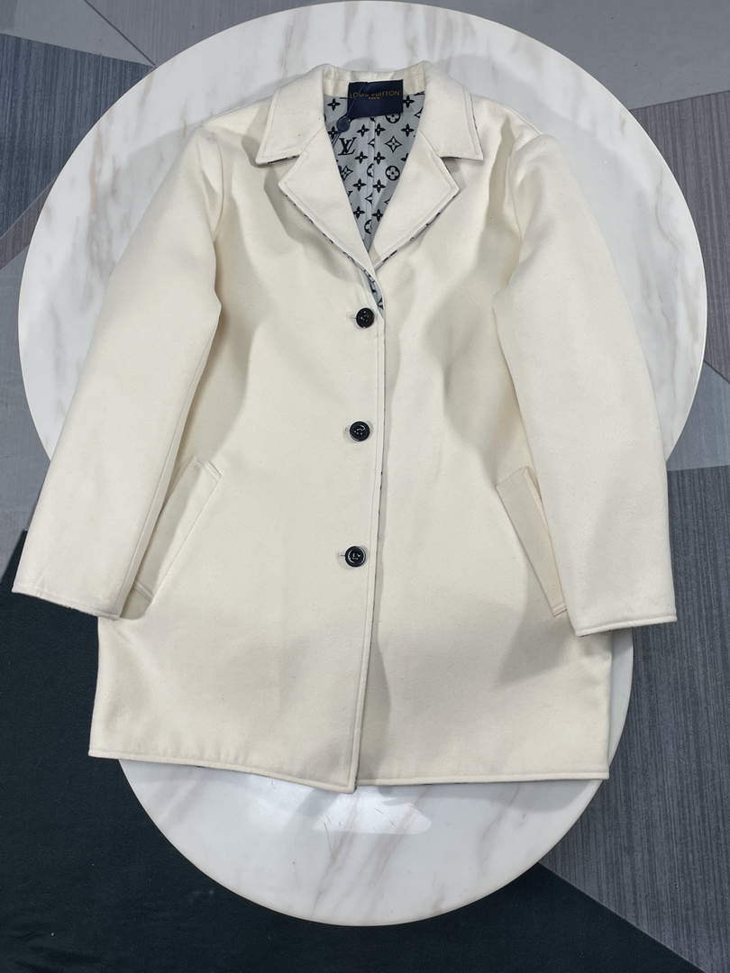 LV 1AAAWE Louis Vuitton Women's Fashion Clothing Coat L55735
