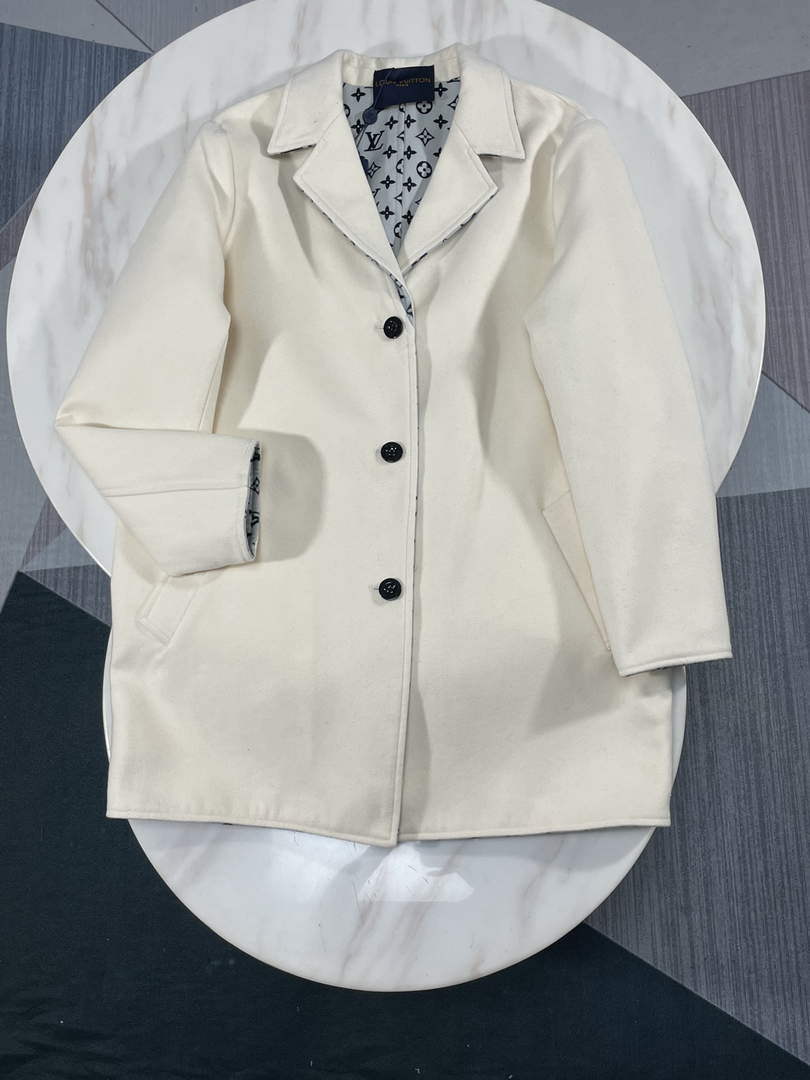 LV 1AAAWE Louis Vuitton Women's Fashion Clothing Coat L55735