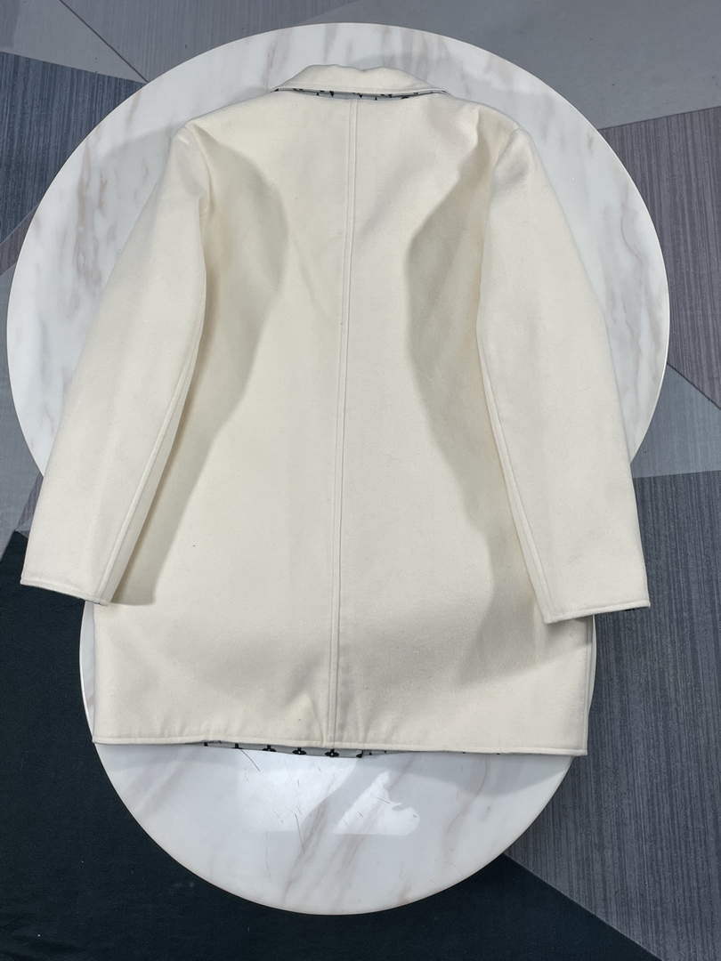 LV 1AAAWE Louis Vuitton Women's Fashion Clothing Coat L55735