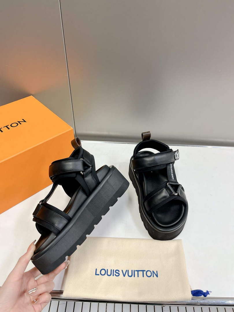 LV 1AABR6 Louis Vuitton Pool Pillow Flatform Comfort Sandals L600730