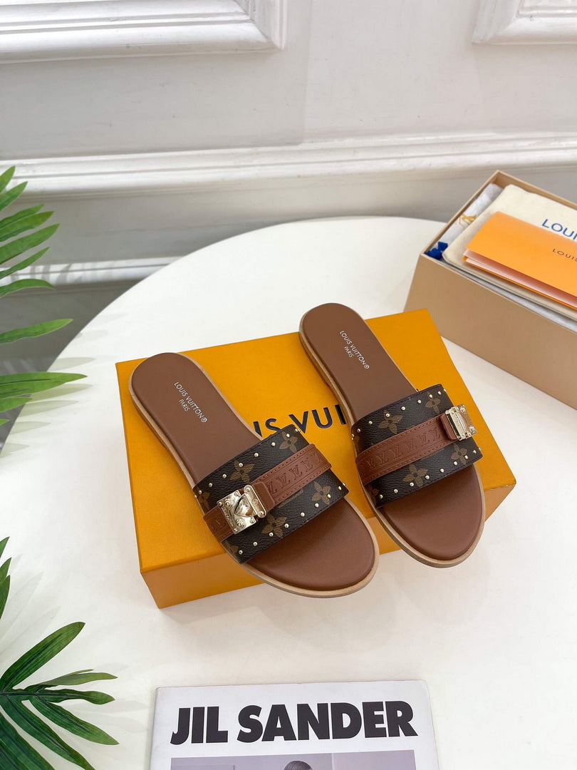 LV 1AAC3Y Louis Vuitton Lock It Flat Mules L99033
