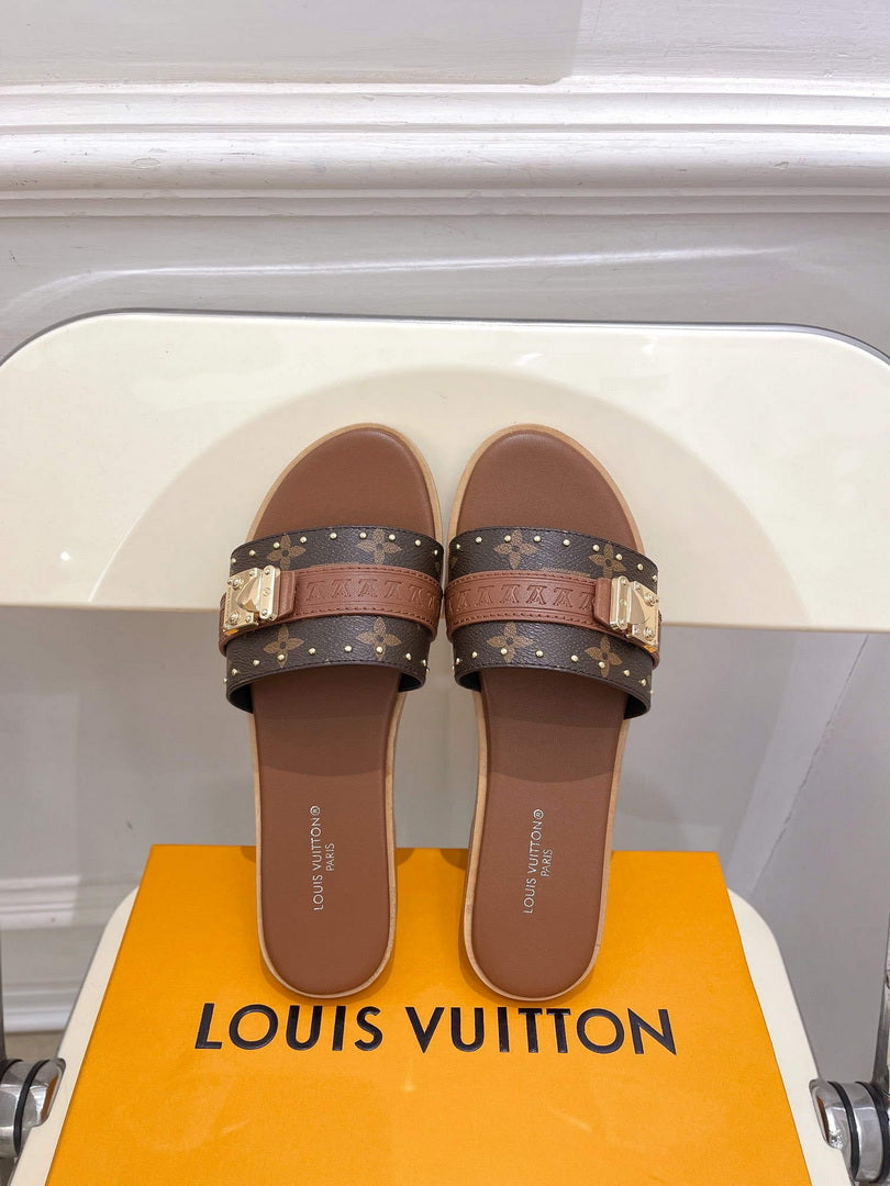 LV 1AAC3Y Louis Vuitton Lock It Flat Mules L99033