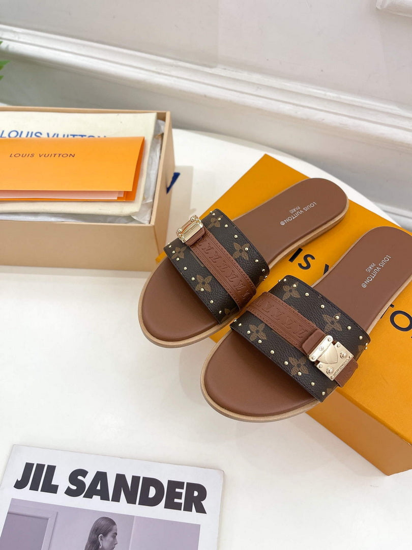 LV 1AAC3Y Louis Vuitton Lock It Flat Mules L99033