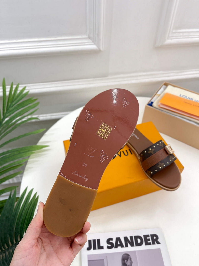 LV 1AAC3Y Louis Vuitton Lock It Flat Mules L99033