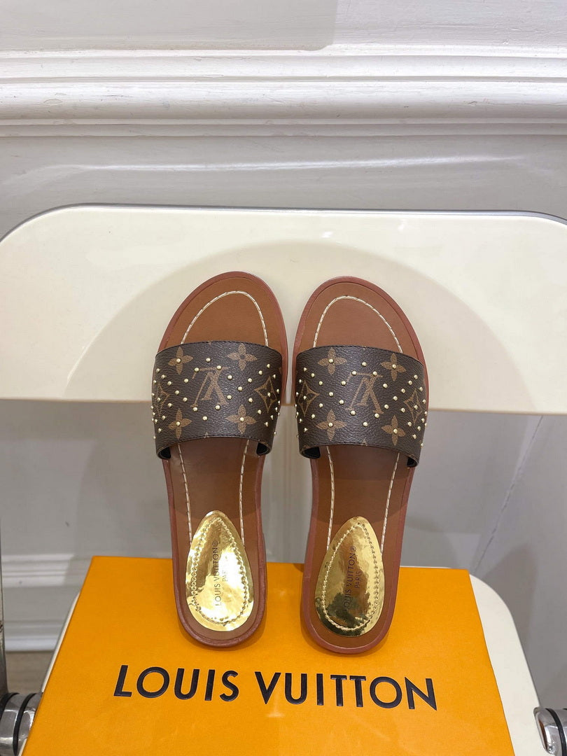 LV 1AAZYN Louis Vuitton Lock It Flat Mules L99037