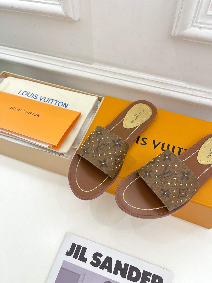 LV 1AAC3Y Louis Vuitton Lock It Flat Mules L99038