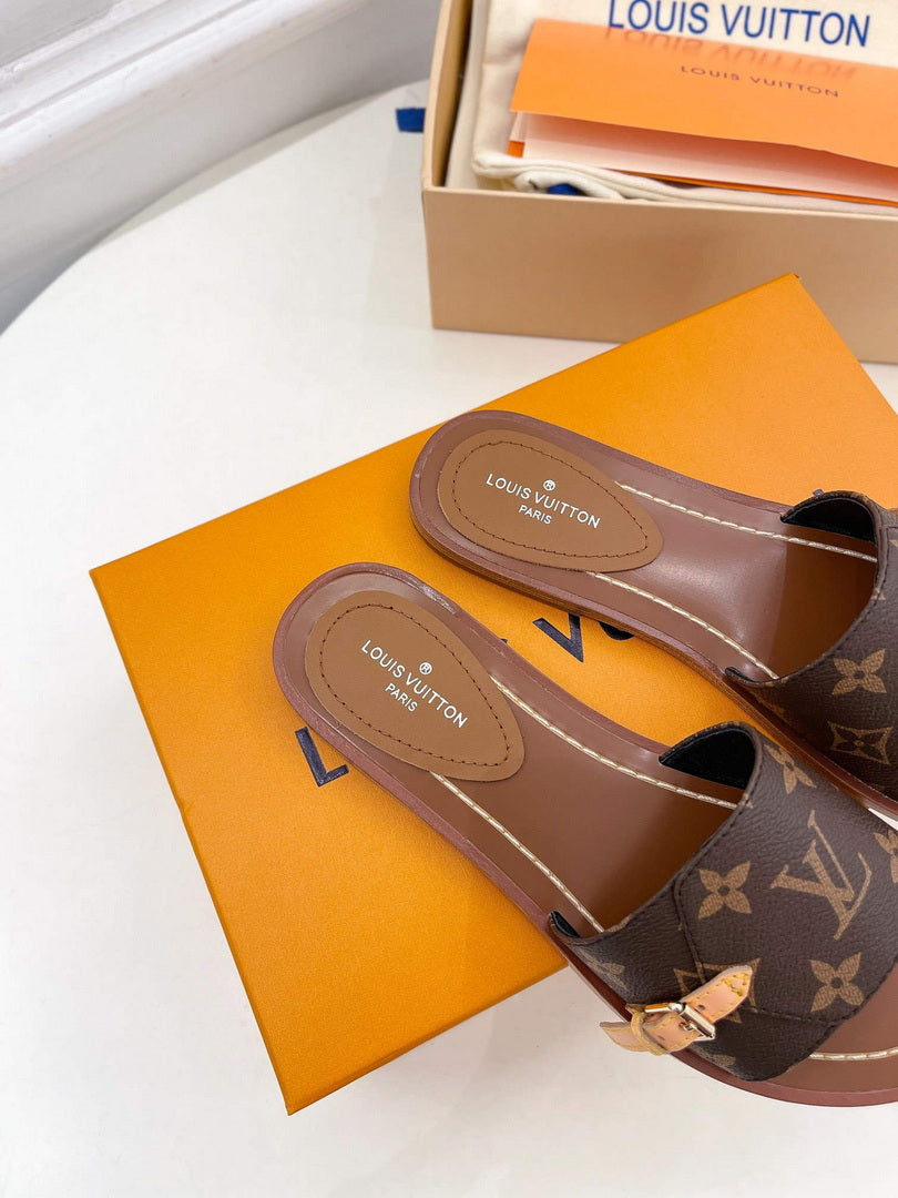 LV 1AAC3Y Louis Vuitton Lock It Flat Mules L99039