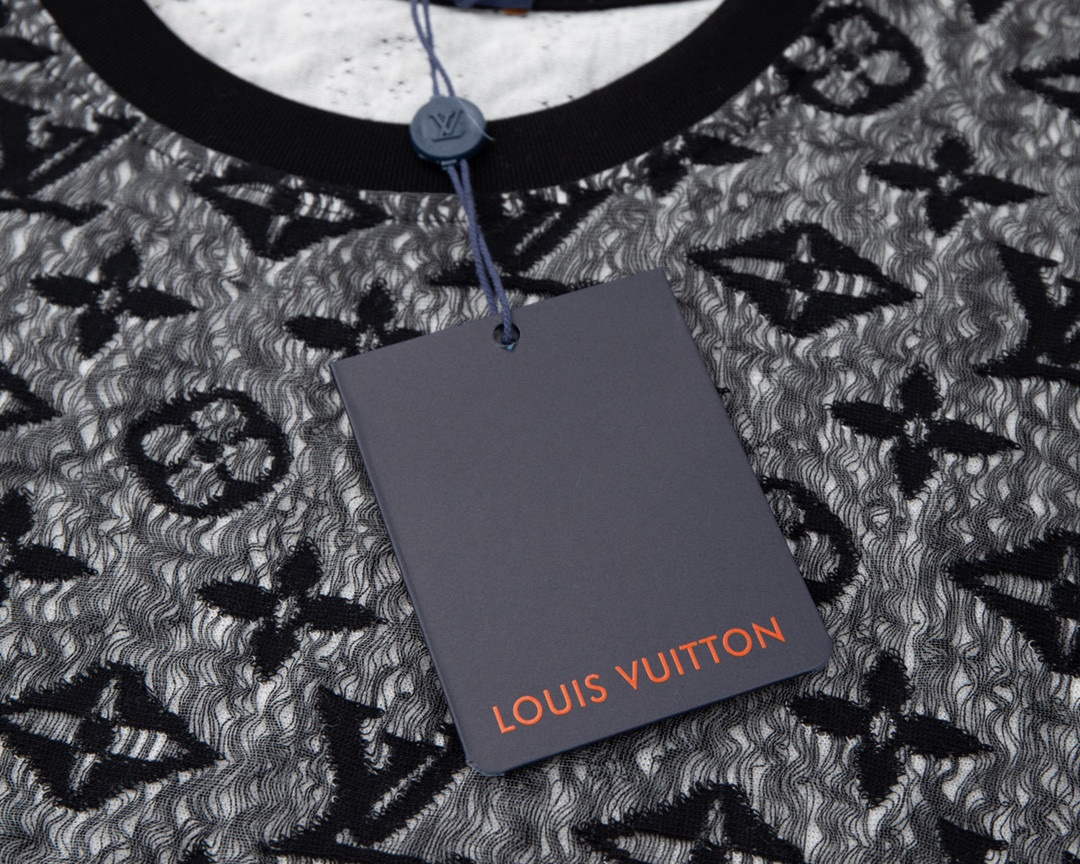 LV 1AAGM5 Men's Women's LV Monogram T-Shirt L66453