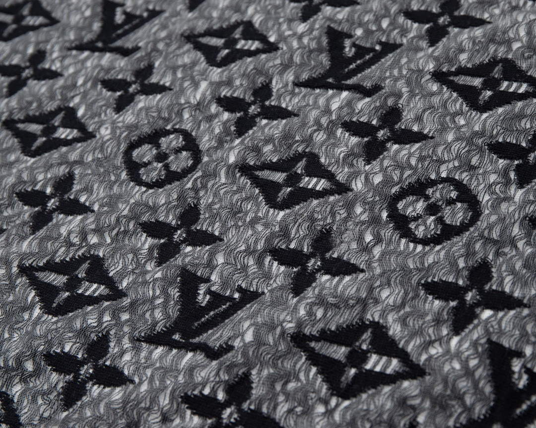 LV 1AAGM5 Men's Women's LV Monogram T-Shirt L66453