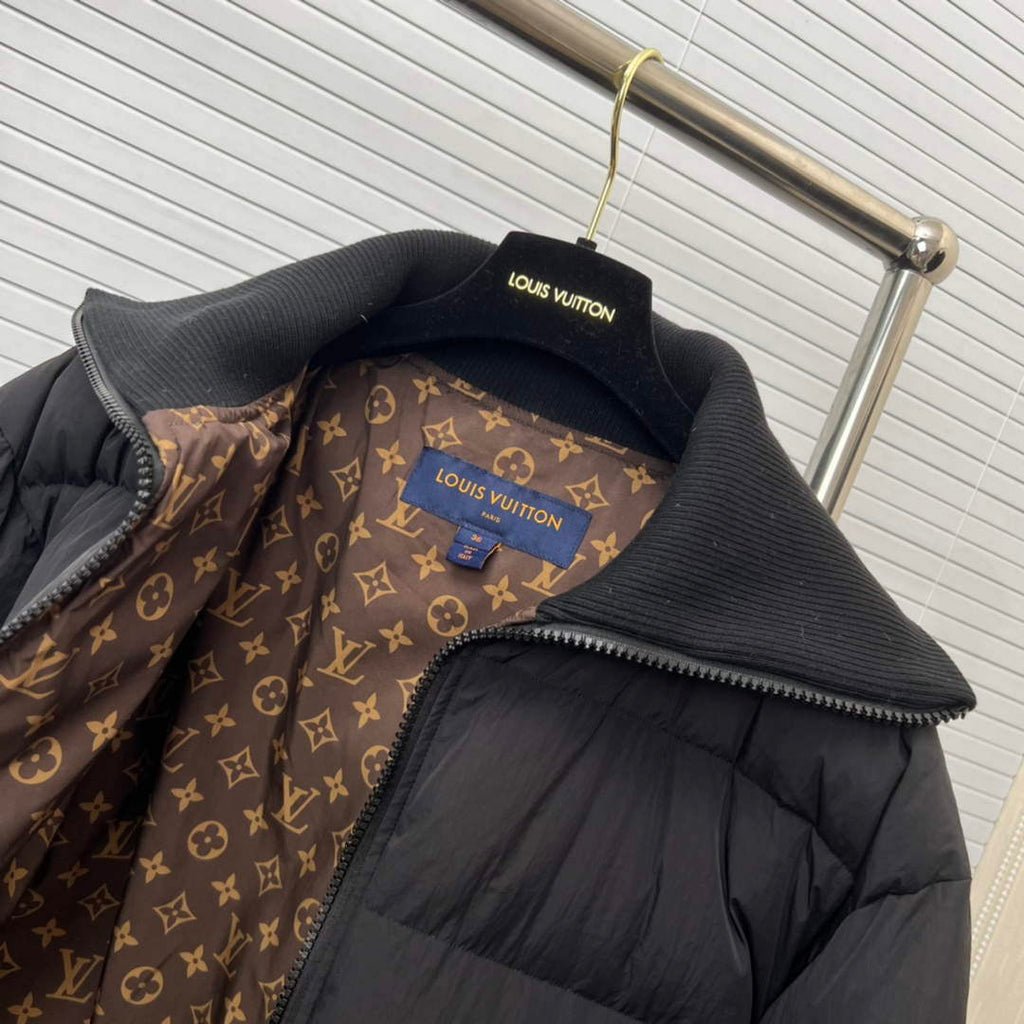 LV 1AAK8E Louis Vuitton Women's Fashion Clothing Cropped Puffer Jacket L55737