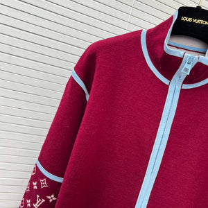 LV 1AAKJX Louis Vuitton Women's Fashion Clothing Graphic Trim Pullover L55738 - 36 - View 3