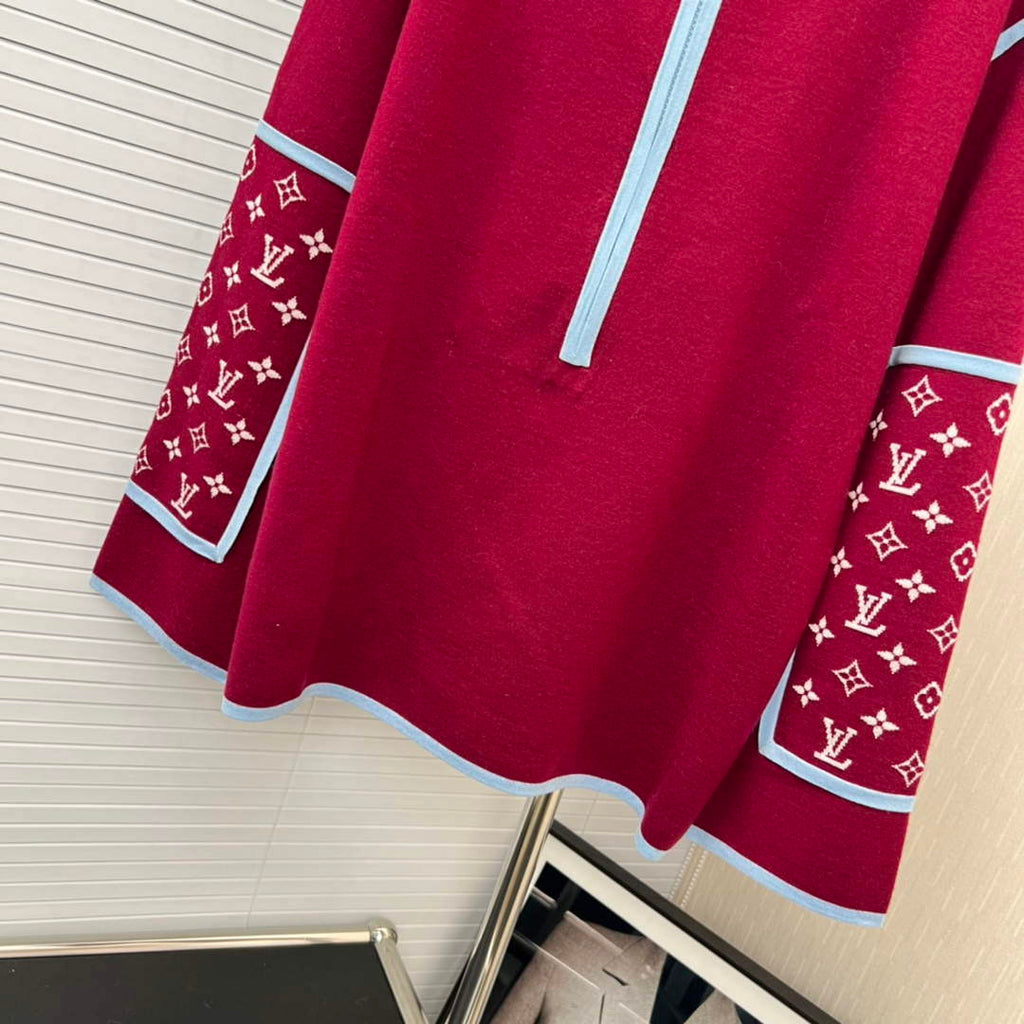 LV 1AAKJX Louis Vuitton Women's Fashion Clothing Graphic Trim Pullover L55738
