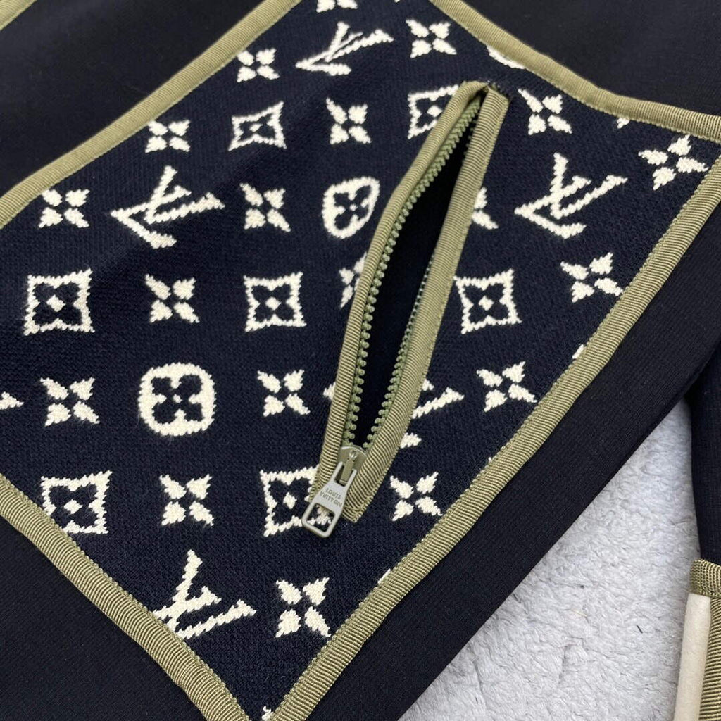 LV 1AAKKW Louis Vuitton Women's Fashion Clothing Graphic Trim Jacket L55721