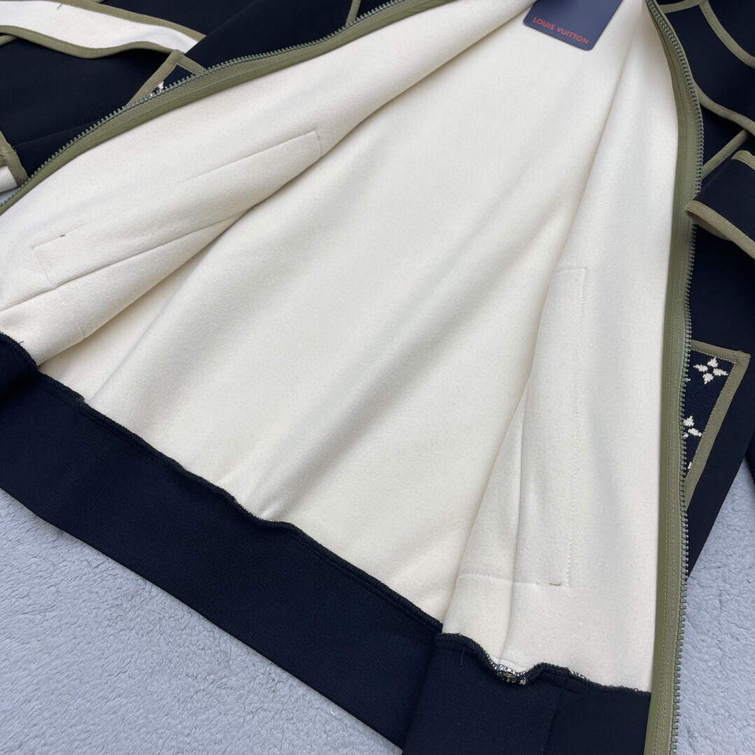 LV 1AAKKW Louis Vuitton Women's Fashion Clothing Graphic Trim Jacket L55721