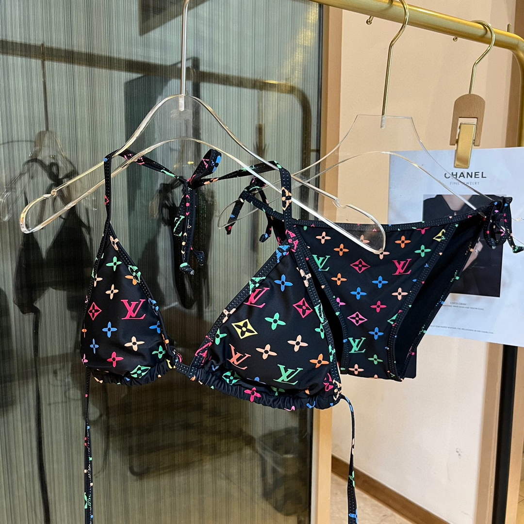 LV 1AALU4 Louis Vuitton Women's Fashion Swimsuit Bikini L65386