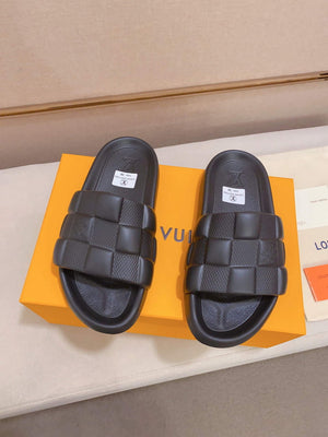 LV 1AAR8Y Louis Vuitton Waterfront Mules L99045 - 35 - View 1