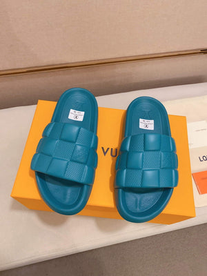 LV 1AAR9F Louis Vuitton Waterfront Mules L99046 - 35 - View 1