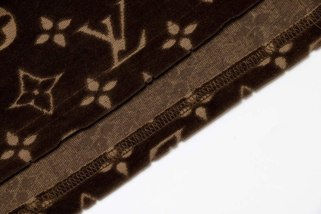 LV 1AAU5B Louis Vuitton Explosive style velvet Men Women's T-shirt L56224