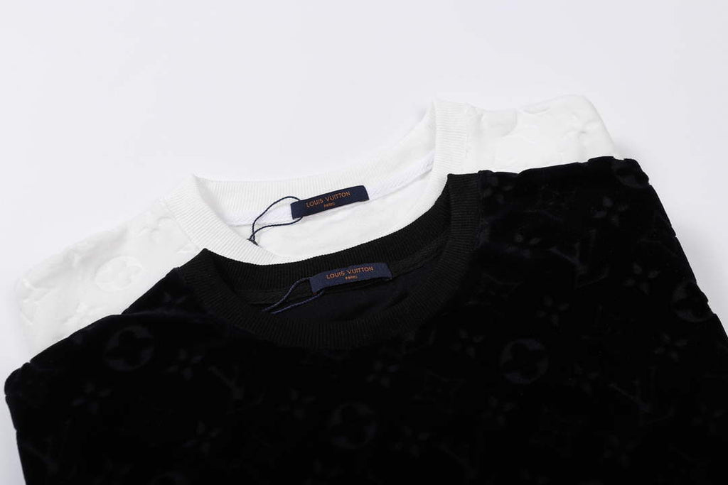 LV 1AAU5B Louis Vuitton Explosive style velvet Men Women's T-shirt L56221