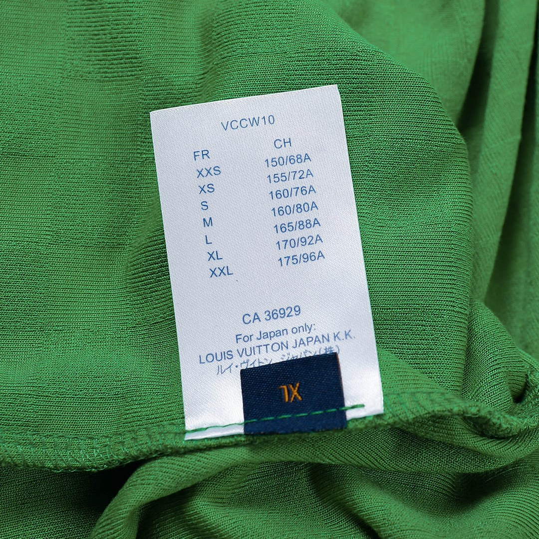 LV 1AAU5B Louis Vuitton New Towel Embroidery Men Women's T-shirt L56220
