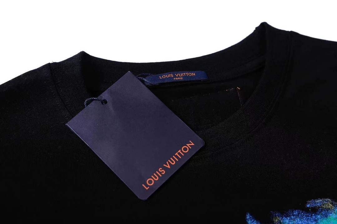 LV 1AAU5B Louis Vuitton Print Cotton Jersey Men Women's T-shirt L56202