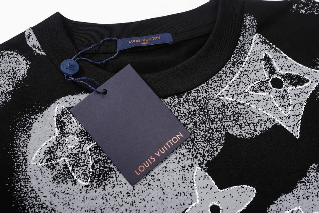 LV 1AAU5B Louis Vuitton Print Cotton Jersey Men Women's T-shirt L56200