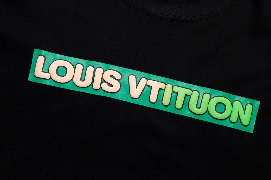 LV 1AAU5B Louis Vuitton Print Cotton Jersey Men Women's T-shirt L56210