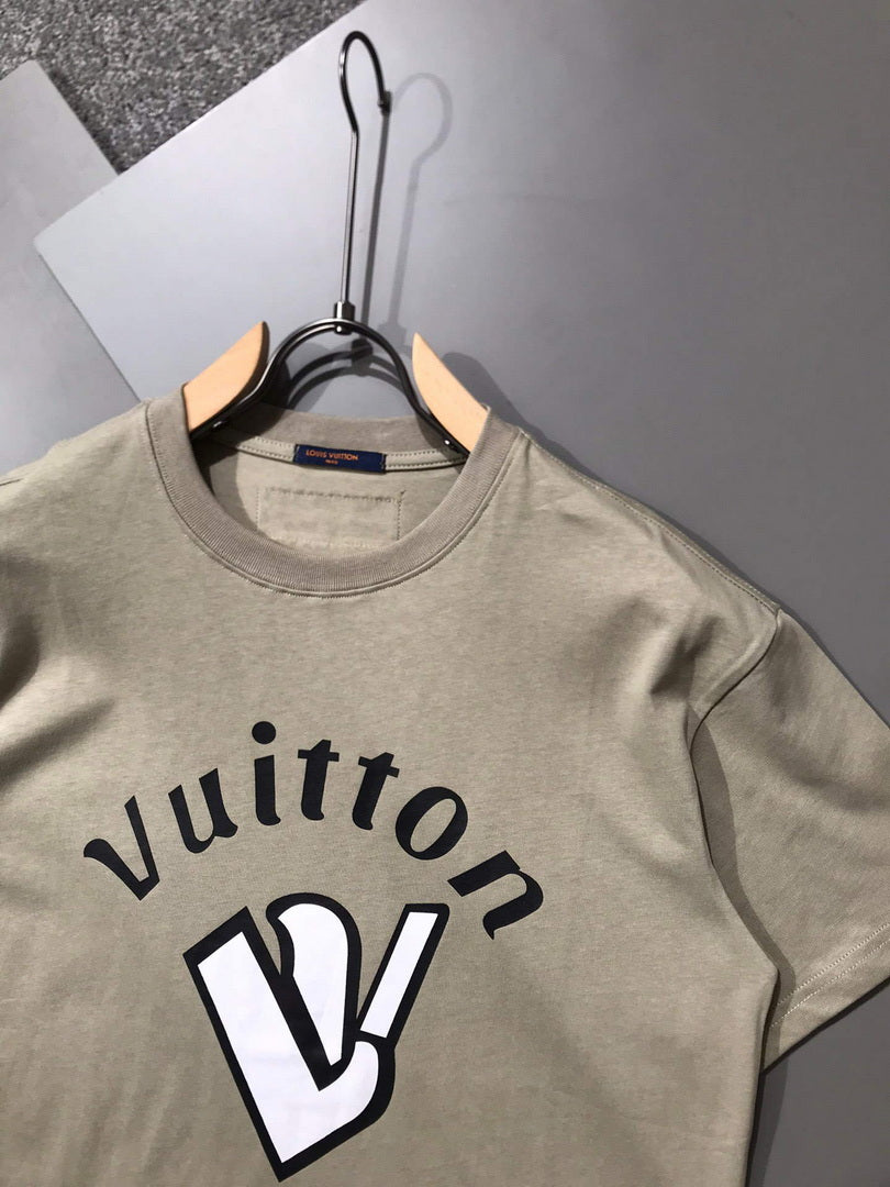 LV 1AAU5D Men's Women's LV Frequency Graphic T-Shirt L66471