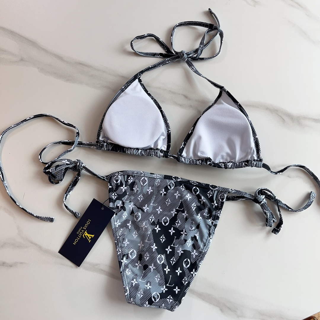 LV 1AAUPZ Louis Vuitton Women's Fashion Swimsuit Bikini L65383