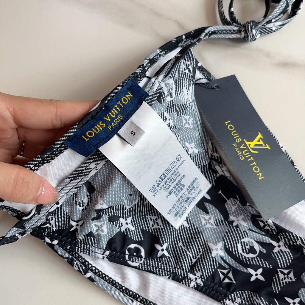 LV 1AAUPZ Louis Vuitton Women's Fashion Swimsuit Bikini L65383