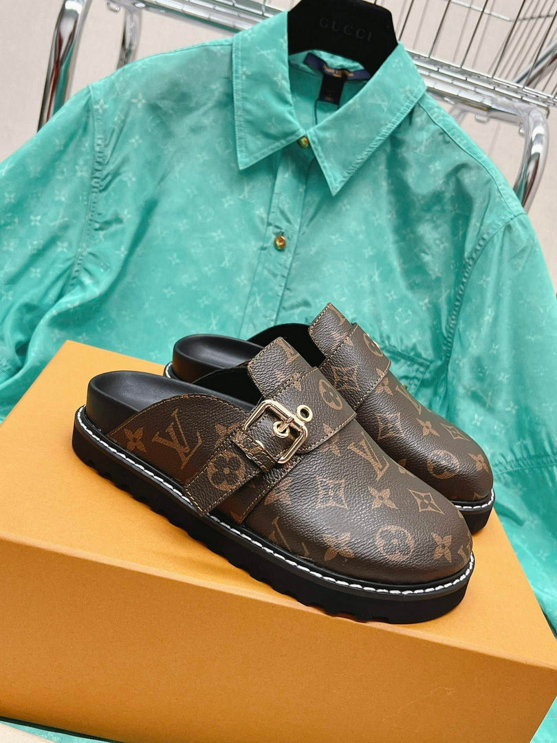 LV 1AAW6Q Louis Vuitton LV Cosy Flat Comfort Clogs L99023