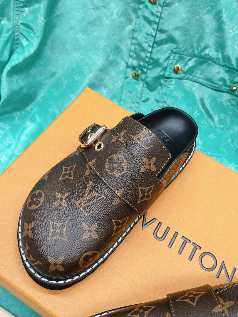 LV 1AAW6Q Louis Vuitton LV Cosy Flat Comfort Clogs L99023