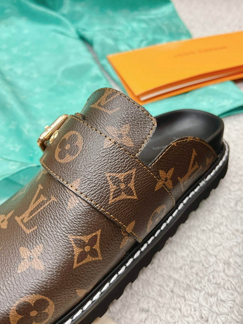 LV 1AAW6Q Louis Vuitton LV Cosy Flat Comfort Clogs L99023
