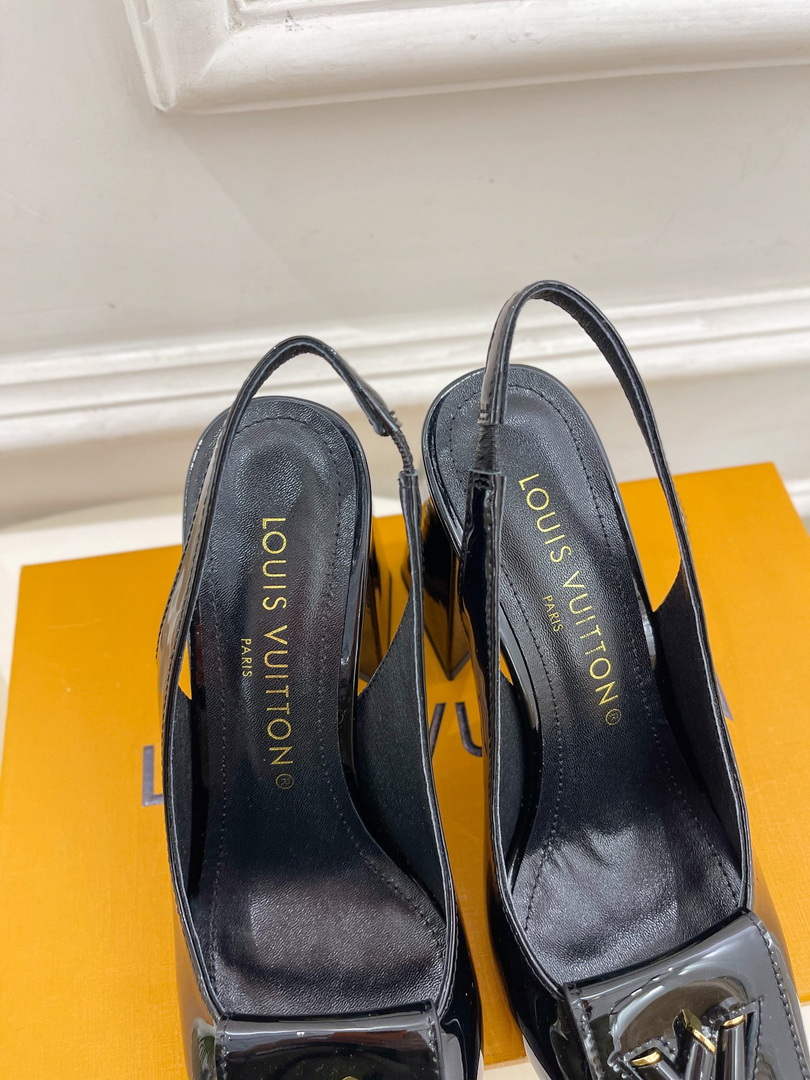 LV 1AB0BU Louis Vuitton Women's Shake Slingback Pump L68243