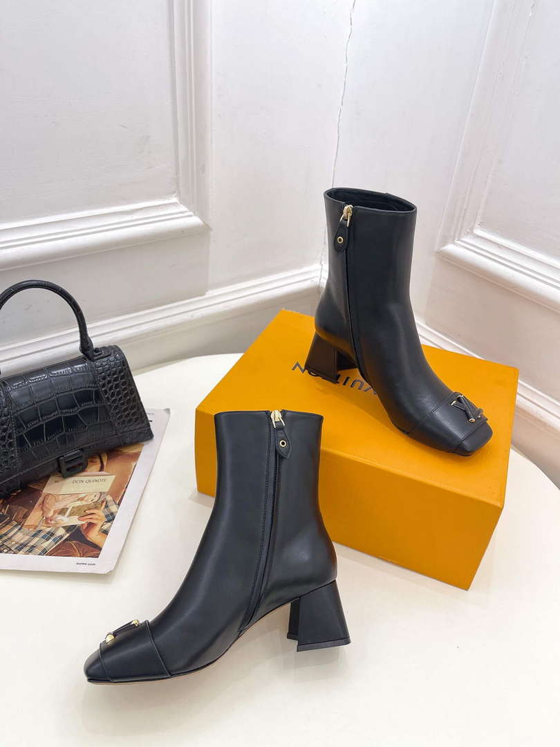LV 1AB2GK Louis Vuitton Shake Ankle Boot L77532