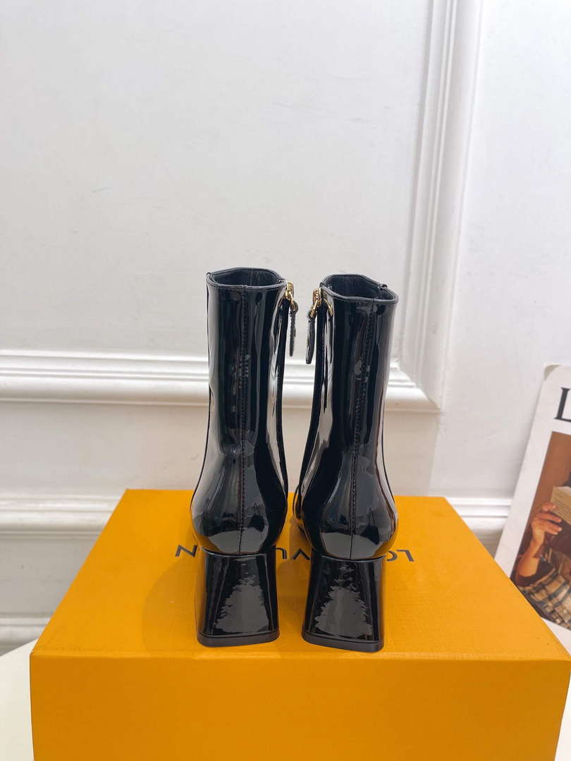LV 1AB2GK Louis Vuitton Shake Ankle Boot L77533