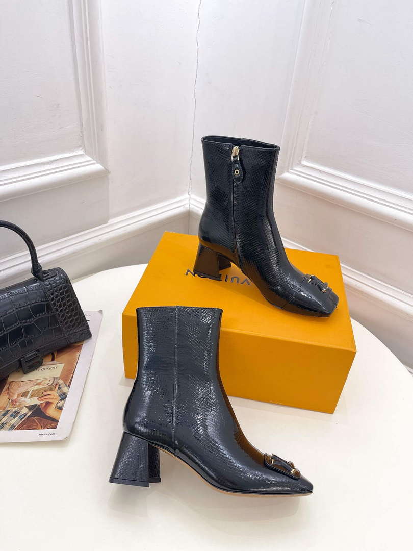 LV 1AB2GK Louis Vuitton Shake Ankle Boot L77534