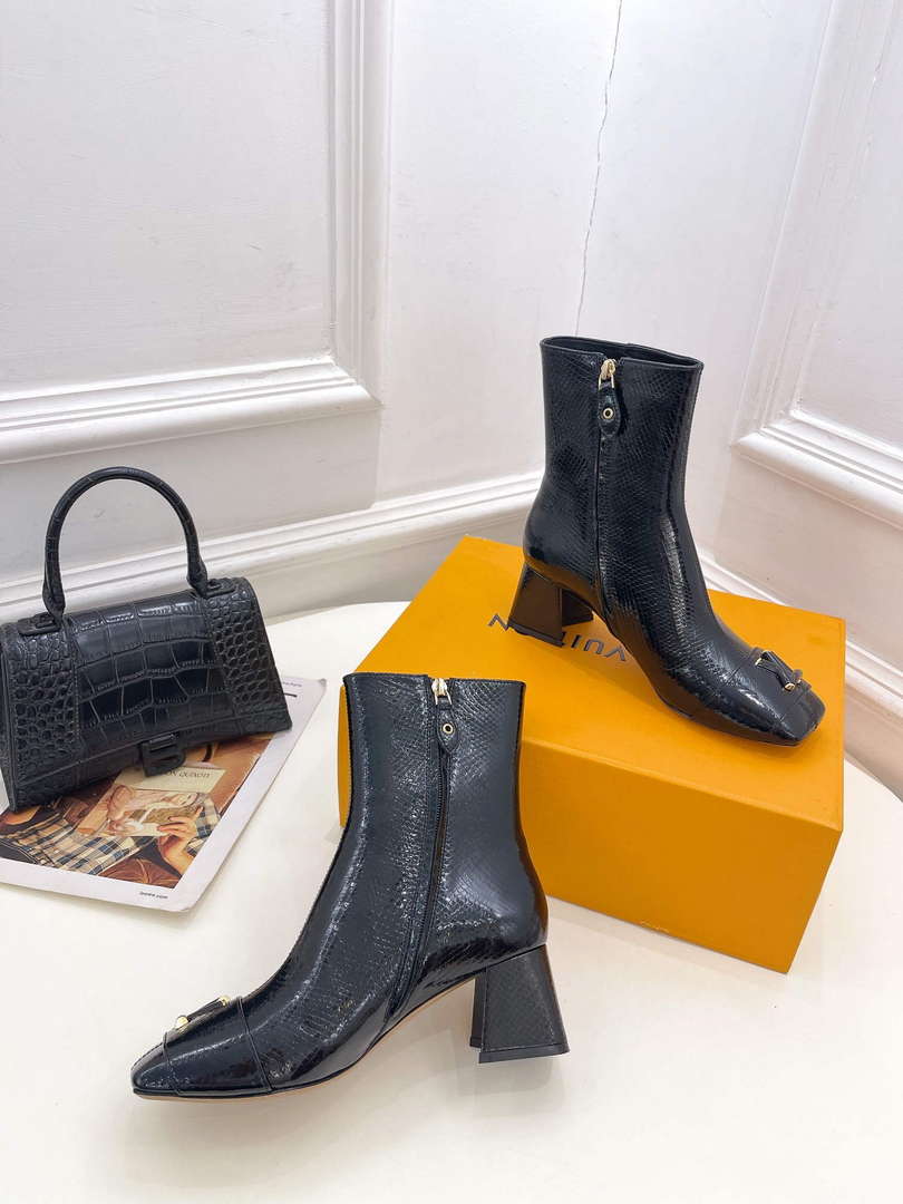 LV 1AB2GK Louis Vuitton Shake Ankle Boot L77534